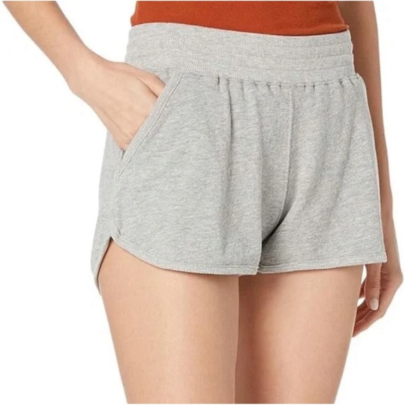 Free People Movement get set shorts in grey, size small. - Picture 3 of 4